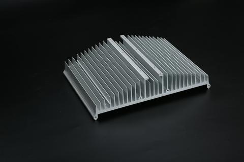 草莓污视频网站散熱器