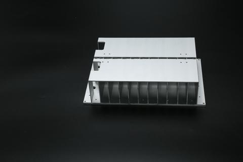 草莓污视频网站散熱器